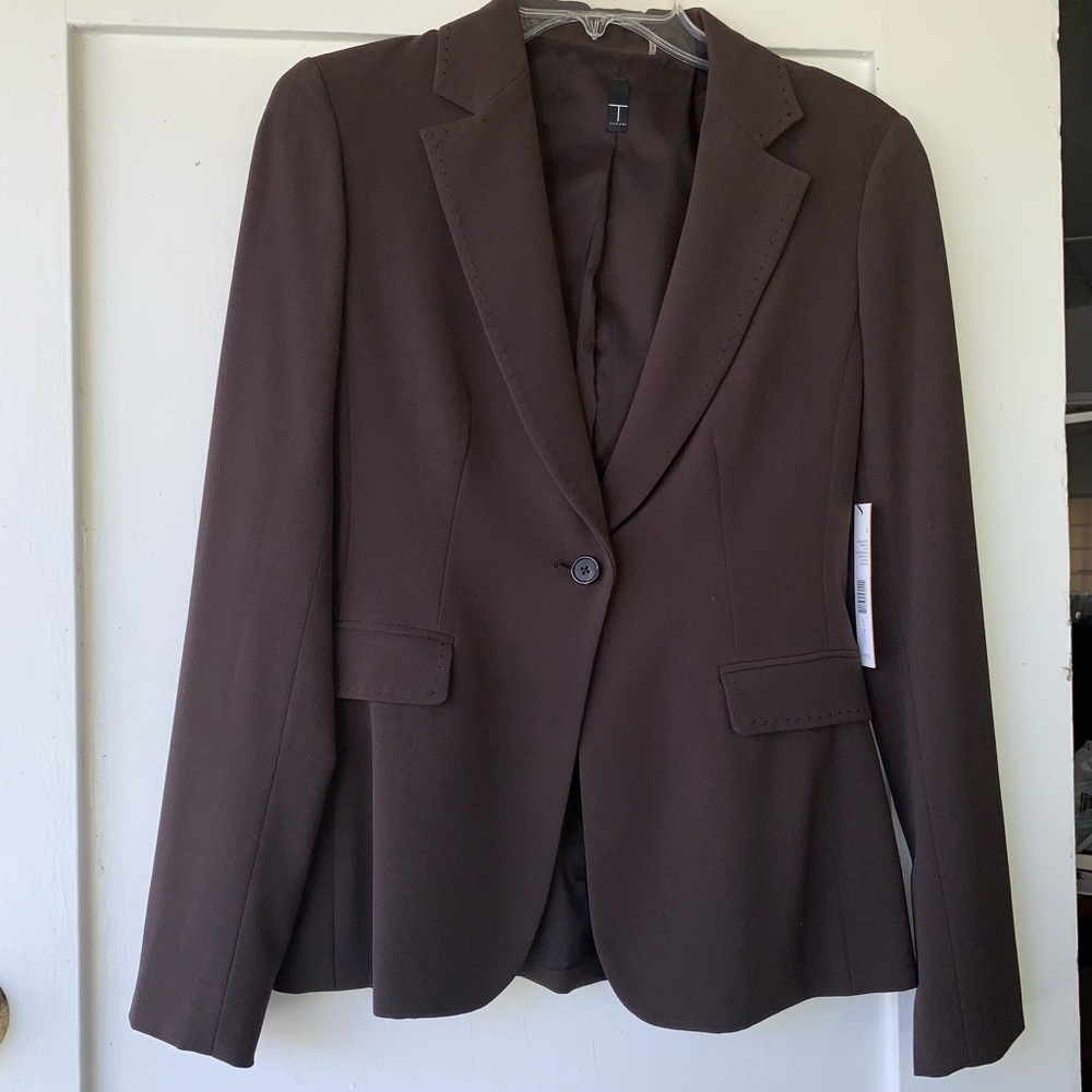 NEW Tahari blazer, size 0